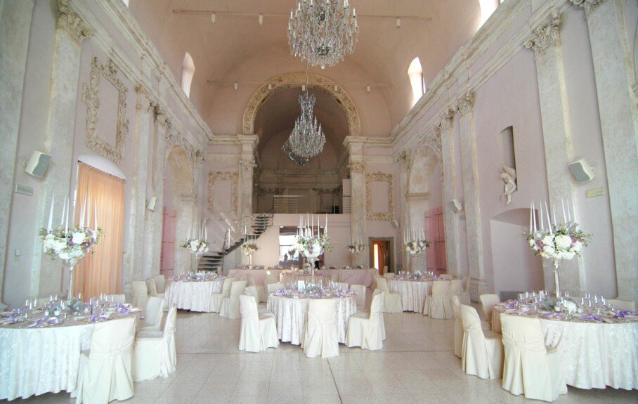 Navata Chiesa Conventuale Sala principale per matrimoni Bergamo