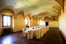 01 Castello degli Angeli_sala affreschi_Tavola reale_evento privato.jpg